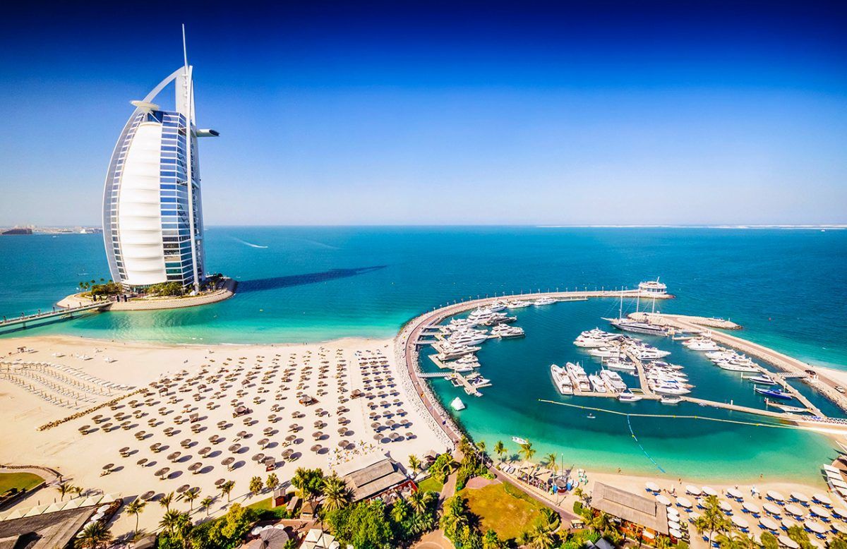 Прямой рейс из Санкт-Петербурга, перелет авиакомпанией Emirates и Fly Dubai